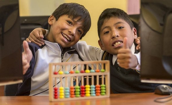 Espinar logró segundo lugar en Matemática y Comunicación en Cusco