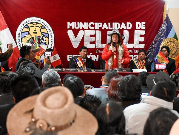 Ministra de Desarrollo supervisa programas sociales en Cusco
