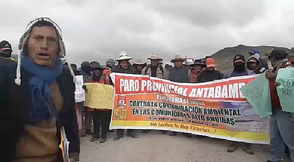 Comunidades de parte alta de Antabamba bloquean acceso a minera