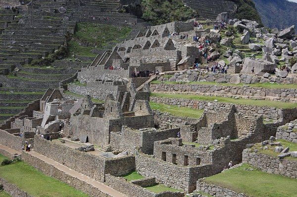 Sancionarán a extranjero que sobrevoló drone en Machu Picchu